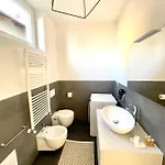 Casa Rafanelli * Monforte dʼAlba