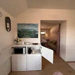 Lägenhet Casa Rafanelli Monforte dʼAlba
