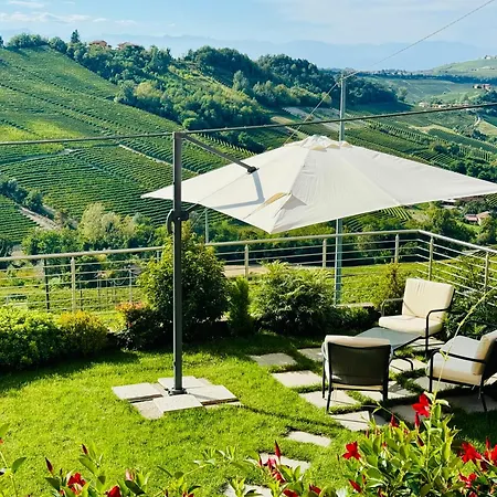 Casa Rafanelli - Monforte D'alba, Vineyard Views, Panoramic Garden, Ev Station & Bike Storage Apartamento *