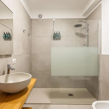 Casa Rafanelli - Monforte D'alba, Vineyard Views, Panoramic Garden, Ev Station & Bike Storage * 蒙福特达尔巴