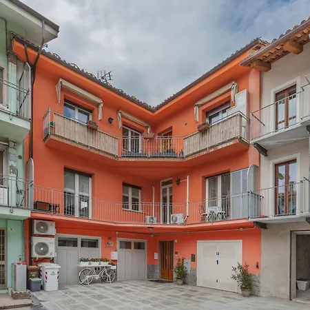Casa Rafanelli - Monforte D'alba, Vineyard Views, Panoramic Garden, Ev Station & Bike Storage *