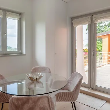 Apartamento Casa Rafanelli - Monforte D'alba, Vineyard Views, Panoramic Garden, Ev Station & Bike Storage *