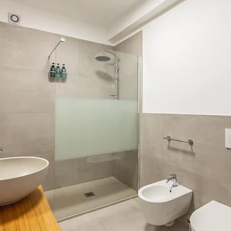 Apartman Casa Rafanelli - Monforte D'alba, Vineyard Views, Panoramic Garden, Ev Station & Bike Storage Monforte dʼAlba