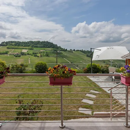 Casa Rafanelli - Monforte D'alba, Vineyard Views, Panoramic Garden, Ev Station & Bike Storage