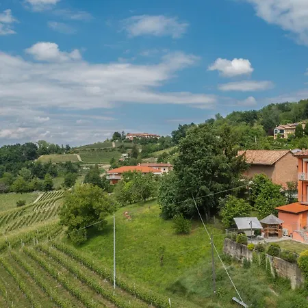公寓 Casa Rafanelli - Monforte D'alba, Vineyard Views, Panoramic Garden, Ev Station & Bike Storage