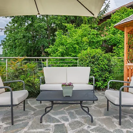 Casa Rafanelli - Monforte D'alba, Vineyard Views, Panoramic Garden, Ev Sation&bike Storage Apartment Monforte dʼAlba